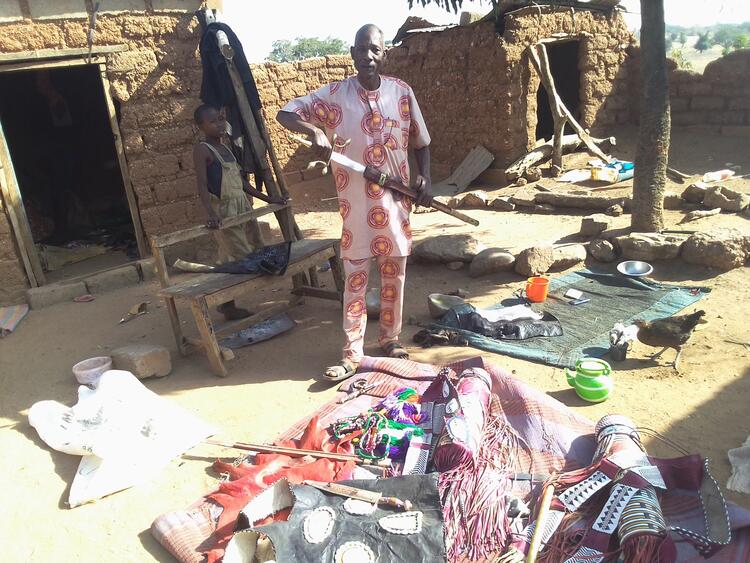 les élements de la danse traditionnelle Jimi